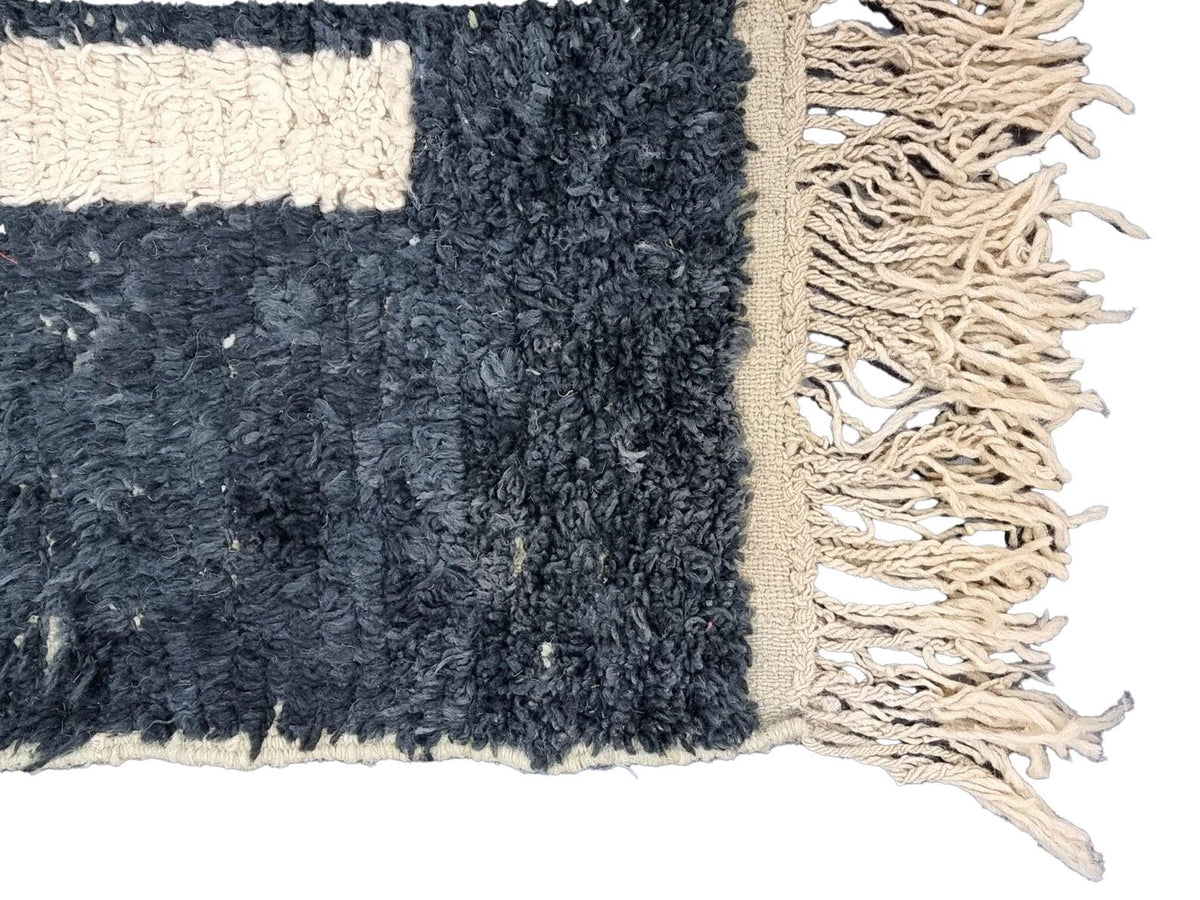 Moroccan Boujaad black and beige geometric wool runner detail 5