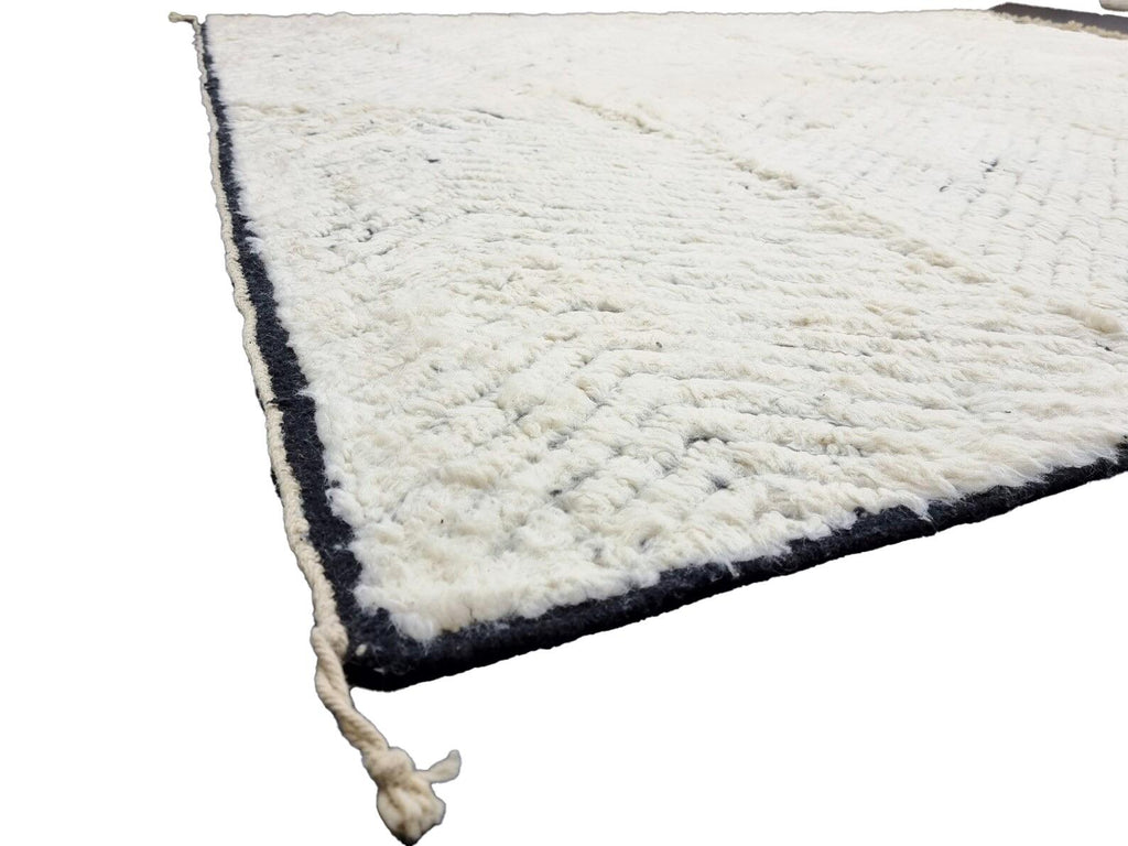Moroccan Boujaad black and white striped wool rug detail 4