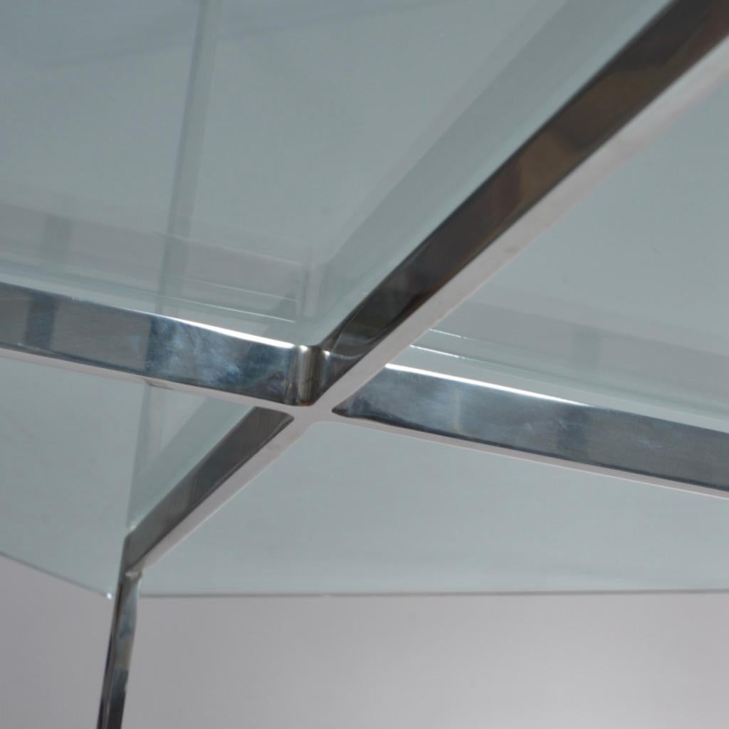 Early Knoll Barcelona coffee table by Mies van der Rohe and Lilly Reich detail 5